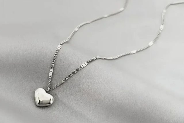 Silver Heart Pendant Necklace