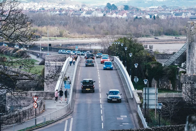 Traffic on a UK road illustrating the 12-point totting-up rule for drivers